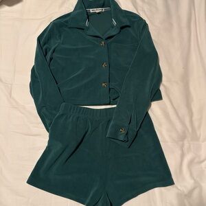 Wallflower Suede Teal Lounge Set